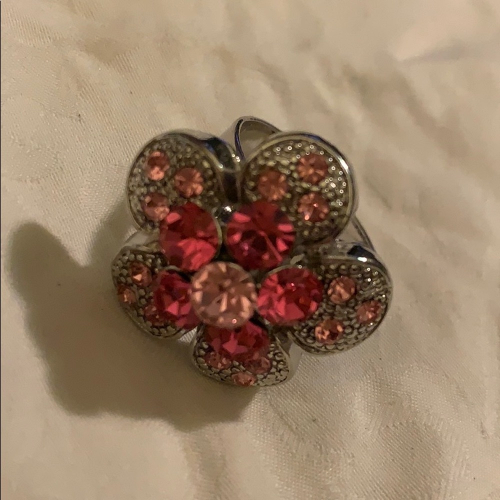 Ring - Picture 4 of 4